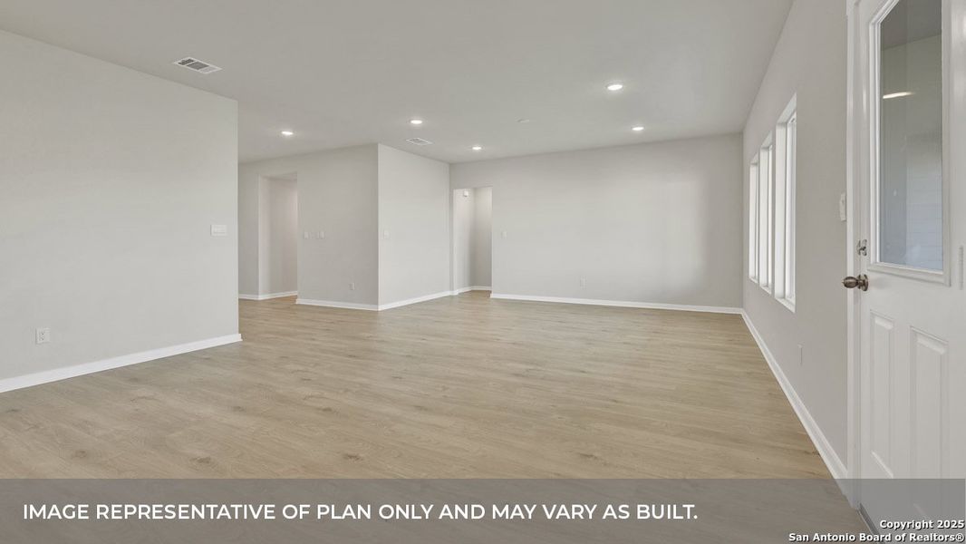 Spacious, unfurnished interior of a new home in Sonoma Oaks, Fredericksburg (Image 18). Spacious, unfurnished interior of a new home in Sonoma Oaks, Fredericksburg (Image 18).