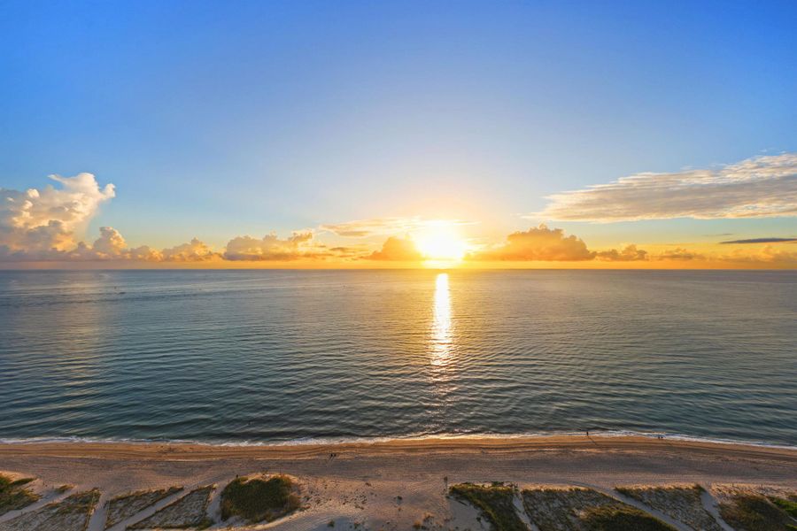 Natural landscape and outdoor views near Casamar in Pompano Beach (Image 52). Natural landscape and outdoor views near Casamar in Pompano Beach (Image 52).