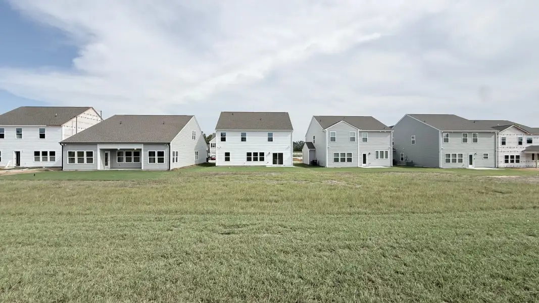 Exterior details and patio area of a home in Nathans Ridge, Lillington (Image 2).