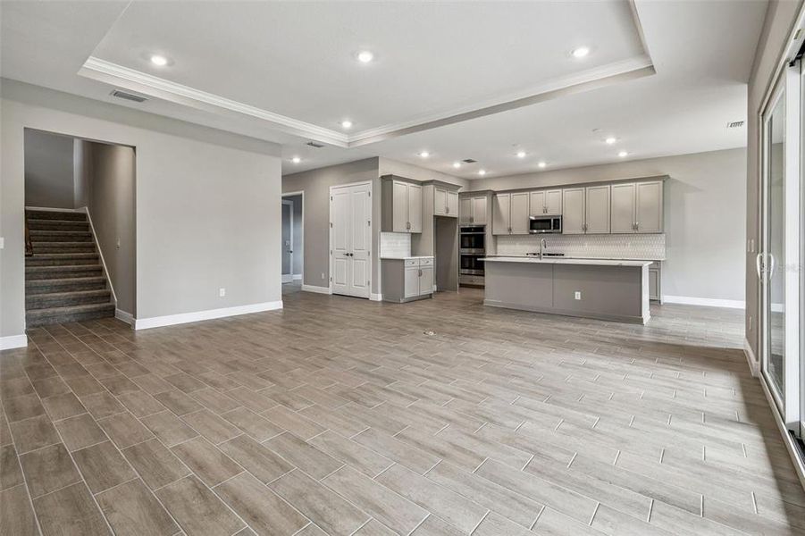 Spacious, unfurnished interior of a new home in River Preserve Estates, Parrish (Image 11).