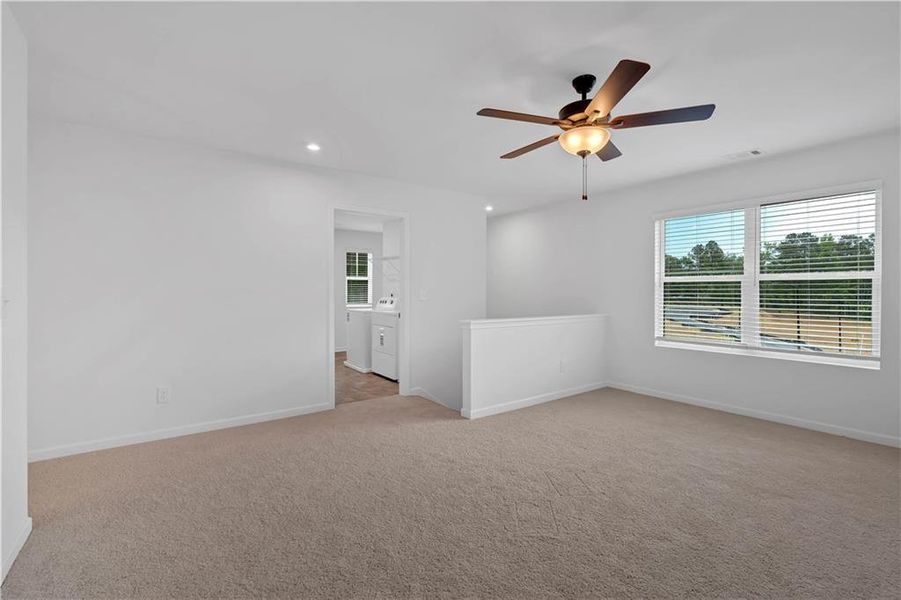 Spacious, unfurnished interior of a new home in Meadow Pines, Dallas (Image 23).