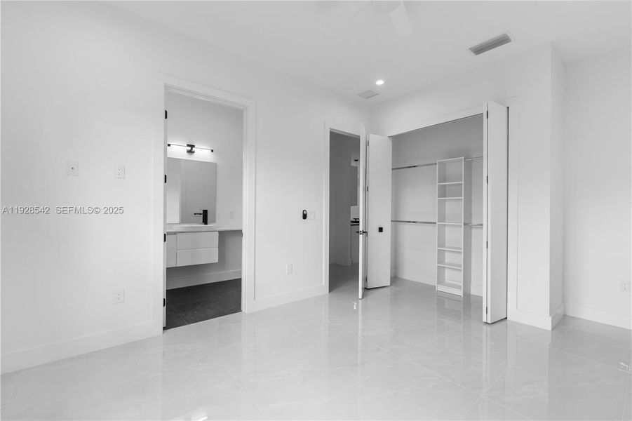 Spacious, unfurnished interior of a new home in , Naples (Image 27). Spacious, unfurnished interior of a new home in , Naples (Image 27).