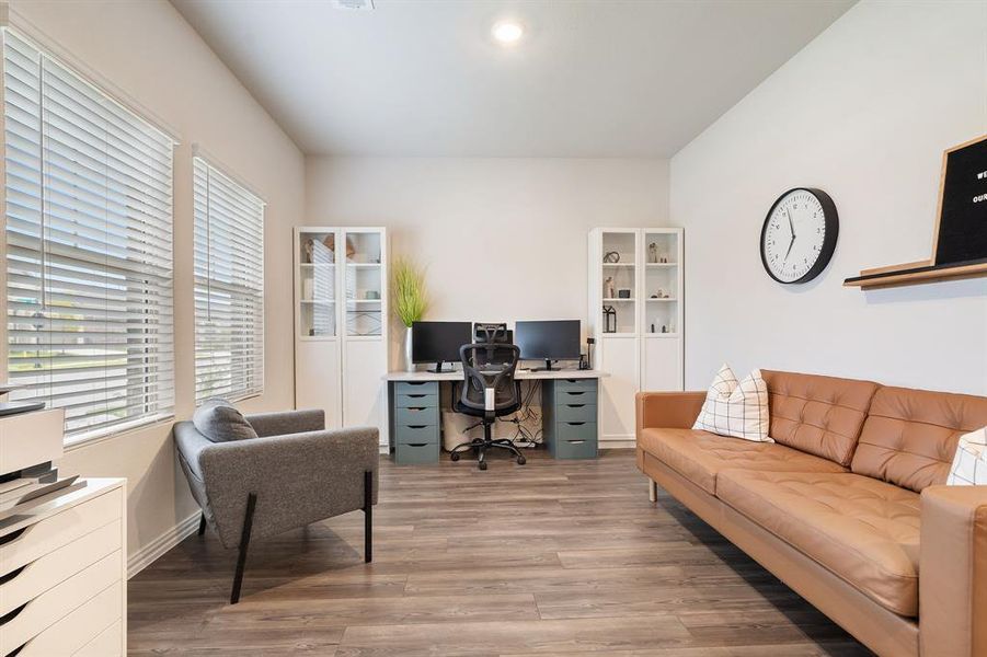 Furnished interior view inside a new home in Northstar, Haslet (Image 10).