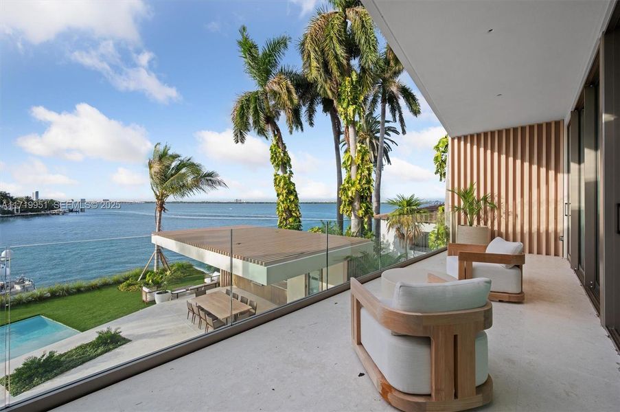 Exterior details and patio area of a home in , Miami Beach (Image 23).