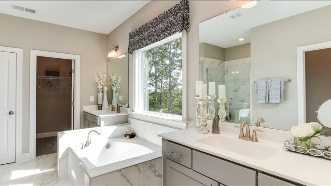 Edison II Owner's Suite Bathroom