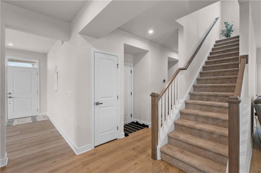 Spacious, unfurnished interior of a new home in , Calhoun (Image 23).