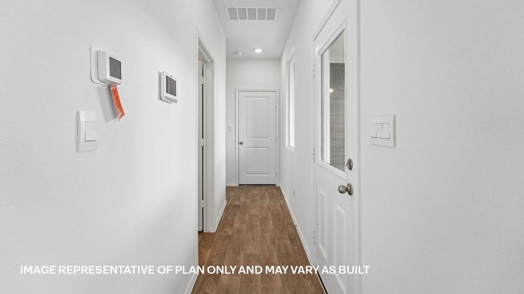 Spacious, unfurnished interior of a new home in Valverde, Bastrop (Image 23). Spacious, unfurnished interior of a new home in Valverde, Bastrop (Image 23).