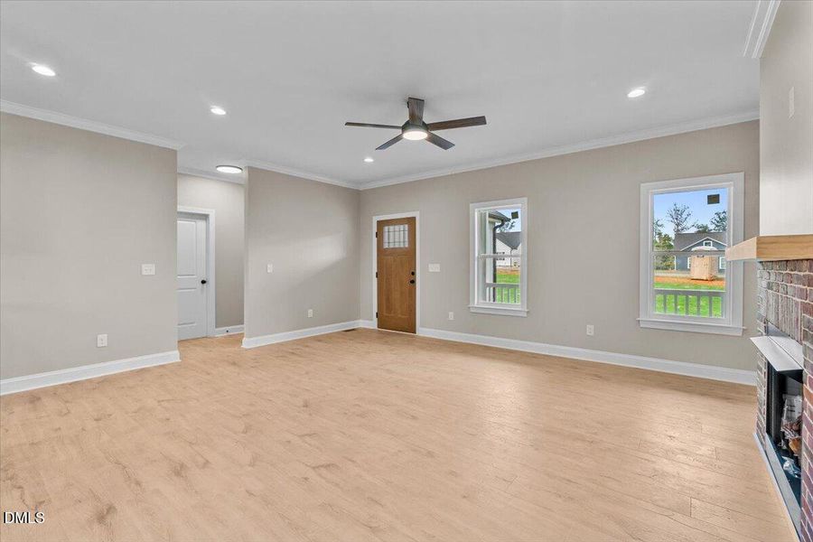 07-Kim 3302 Fox Glow-7