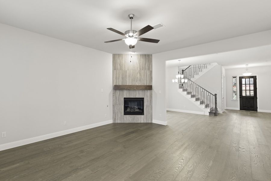 Spacious, unfurnished interior of a new home in Providence Cove, McKinney (Image 18). Spacious, unfurnished interior of a new home in Providence Cove, McKinney (Image 18).