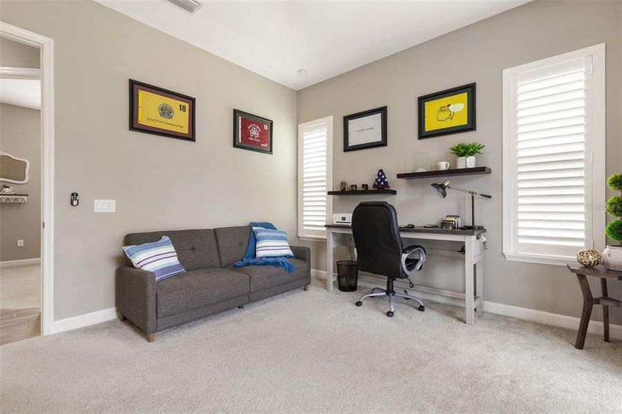 Image 65 of a home in Toscana.