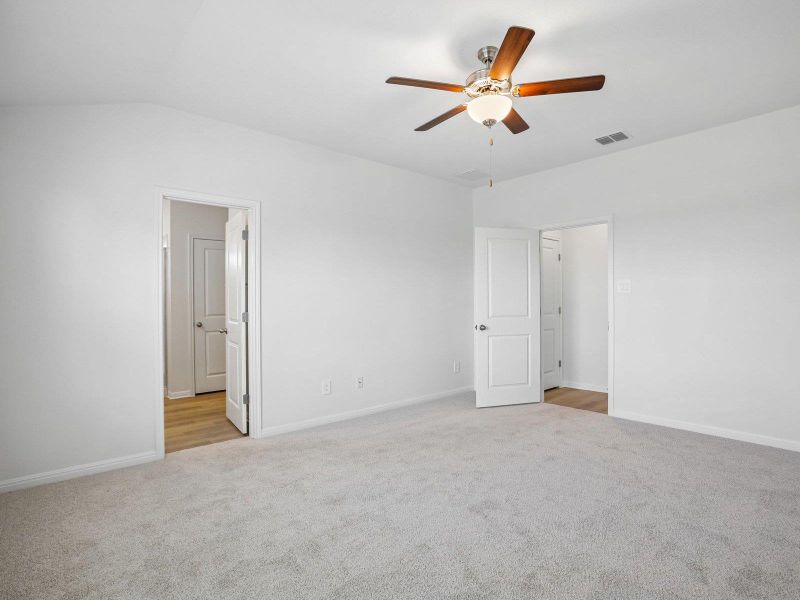 Spacious, unfurnished interior of a new home in , Georgetown (Image 25).