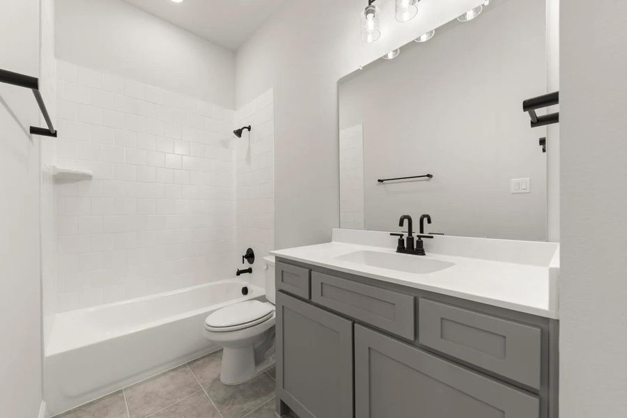 Albert II D Bathroom 2