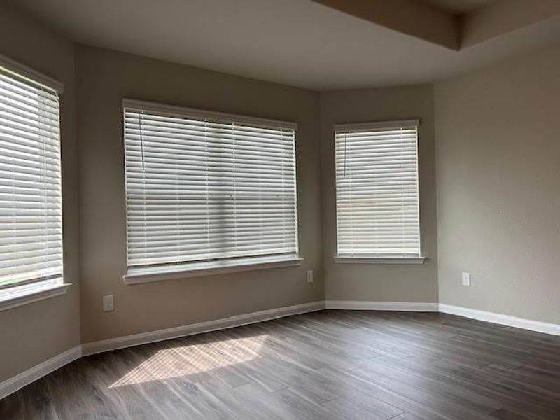 Spacious, unfurnished interior of a new home in Charleston Heights, Rosharon (Image 21).