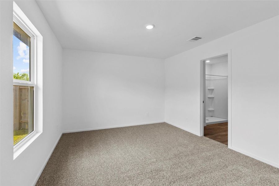 Spacious, unfurnished interior of a new home in The Canopies, Splendora (Image 18).