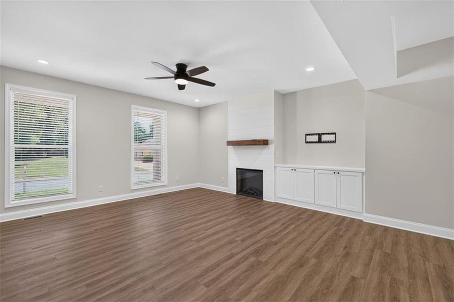 Spacious, unfurnished interior of a new home in , Monroe (Image 26).