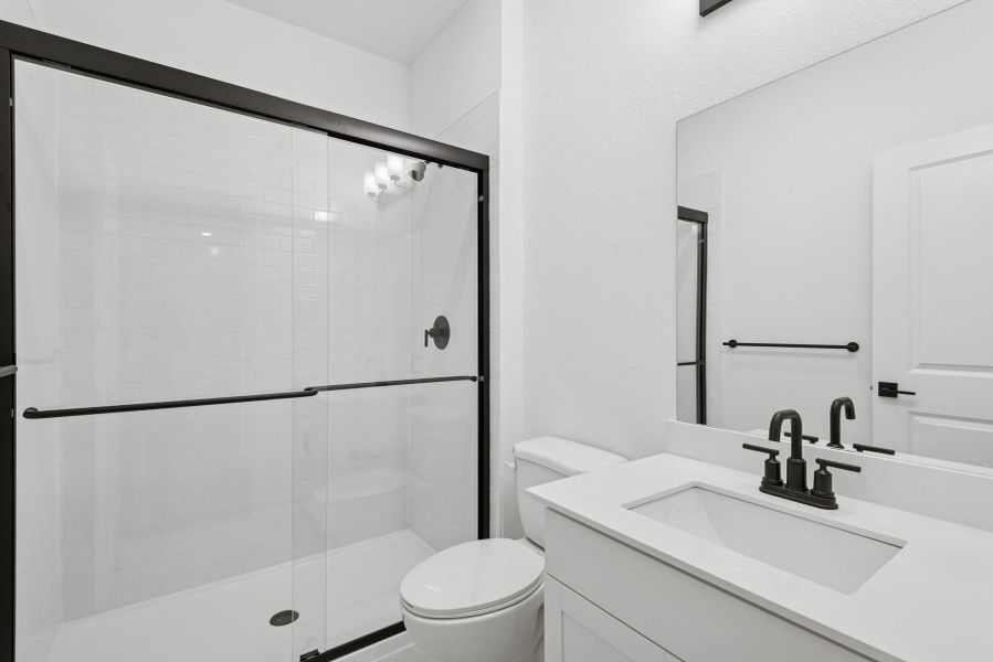 Extra Suite bath (*Photo not of actual home and used for illustration purposes only.)