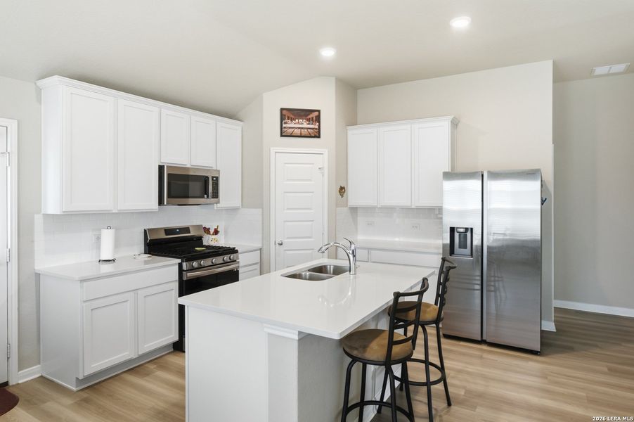 Furnished interior view inside a new home in , Atascosa (Image 5).