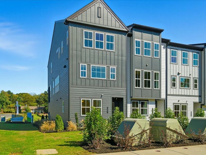 Image 29 representing the Paloma by Tri Pointe Homes in Bellflower, Charlotte, NC. Image 29 representing the Paloma by Tri Pointe Homes in Bellflower, Charlotte, NC.