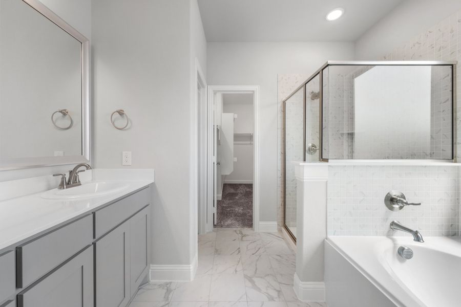 Furnished interior view inside a new home in Summerwood, Red Oak (Image 10).