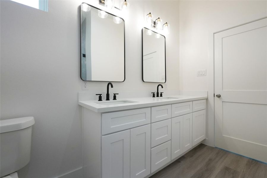 Furnished interior view inside a new home in , Galveston (Image 9).