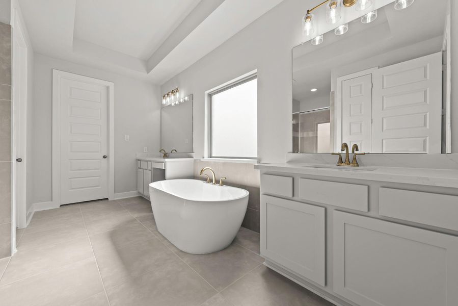 Representative image. Features, specifications, selections and colors may vary. Representative image. Features, specifications, selections and colors may vary.