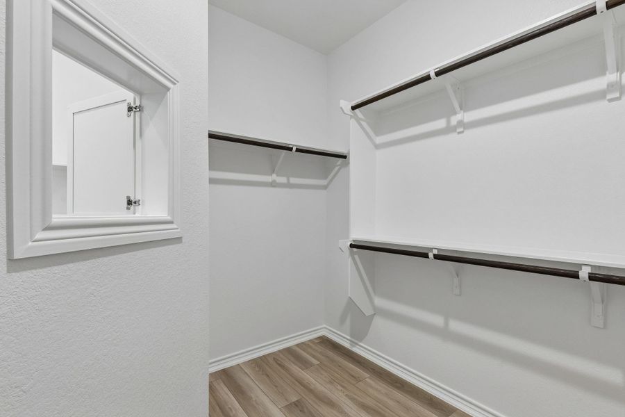 Spacious, unfurnished interior of a new home in Del Webb Fulshear, Fulshear (Image 8).