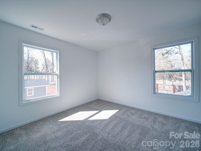 Spacious, unfurnished interior of a new home in , Gastonia (Image 23).