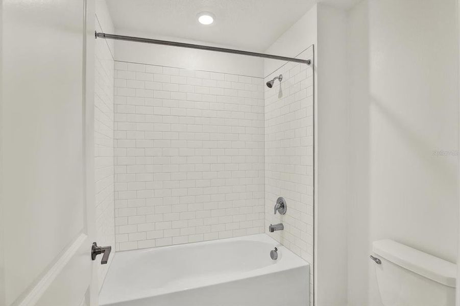 Image 51 of a home in Mirada.