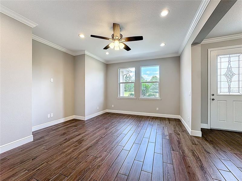 Spacious, unfurnished interior of a new home in , Orlando (Image 28).