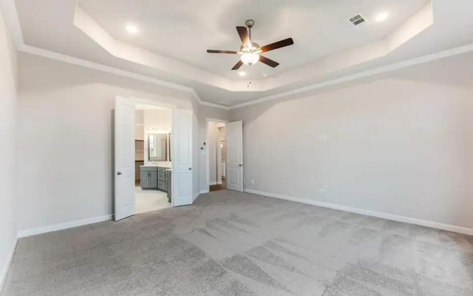 Representative unfurnished interior of a home built from the Santa Barbara by CastleRock Communities in Lakesong, Grand Prairie (Image 21).