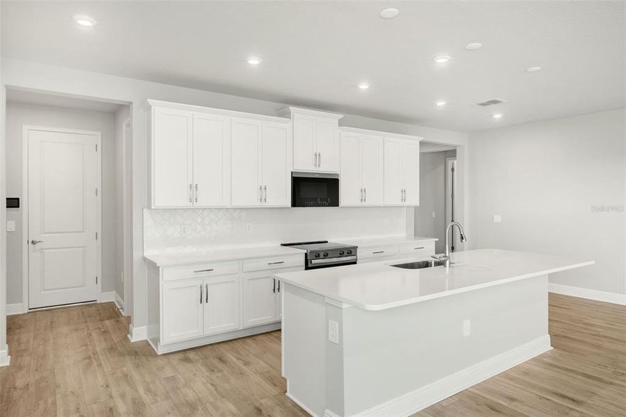 Spacious, unfurnished interior of a new home in Brightmore at Wellen Park, Venice (Image 7).
