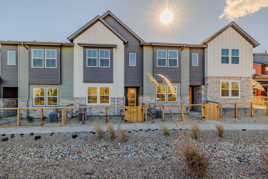Front exterior of a new home in Arras Park, Thornton, CO, highlighting curb appeal (Image 1).