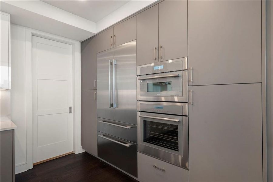 Image 39 of a home in The Dillon Buckhead. Image 39 of a home in The Dillon Buckhead.