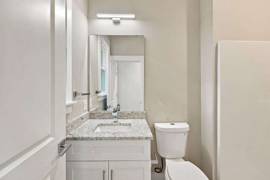 Furnished interior view inside a new home in , Hanahan (Image 5).