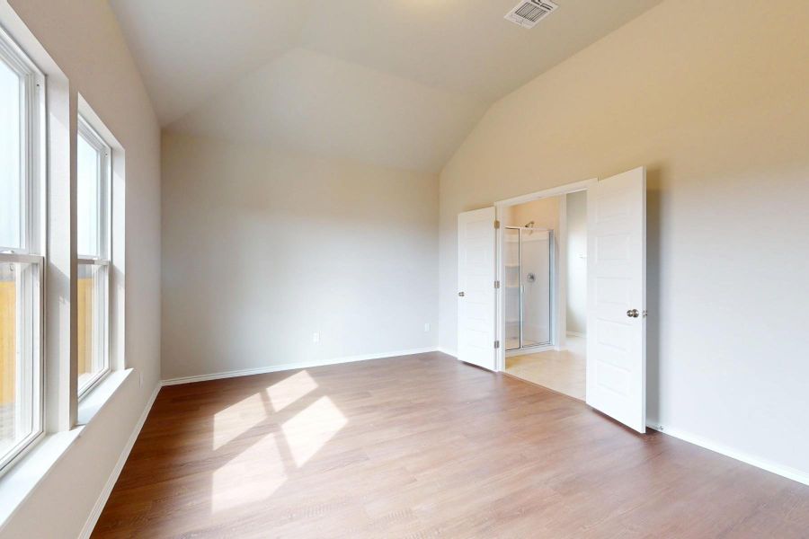 Spacious, unfurnished interior of a new home in Carillon, Manor (Image 36).