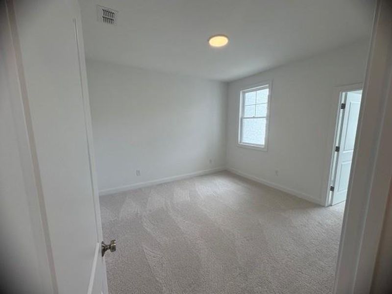 Spacious, unfurnished interior of a new home in Millcroft Townhomes, Buford (Image 31).