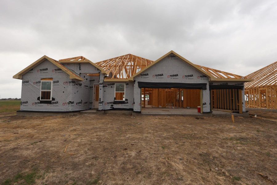 One story home with 5 beds, 3 baths, and 3 car garage