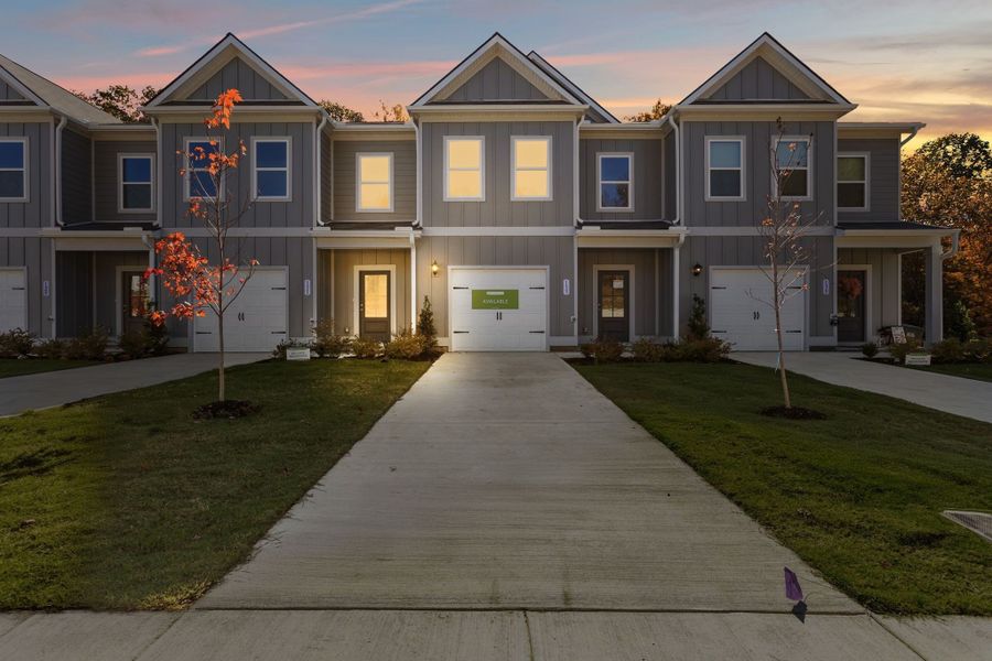 Front exterior of a new home in Ironhorse, Dickson, TN, highlighting curb appeal (Image 2). Front exterior of a new home in Ironhorse, Dickson, TN, highlighting curb appeal (Image 2).