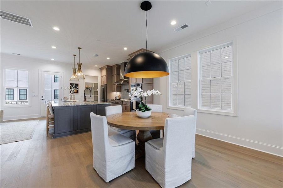 Furnished interior view inside a new home in , Alpharetta (Image 9).