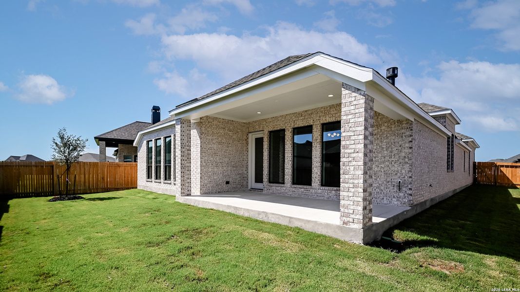 Exterior details and patio area of a home in Meadows of Mill Creek, Seguin (Image 3).