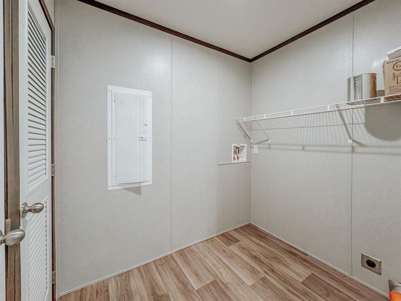 Spacious, unfurnished interior of a new home in , Corsicana (Image 24). Spacious, unfurnished interior of a new home in , Corsicana (Image 24).