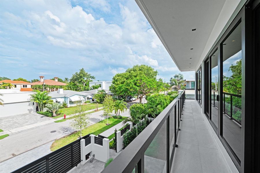37-web-or-mls-607-ne-17th-ave