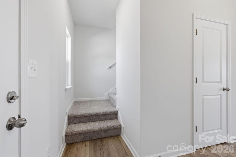 Spacious, unfurnished interior of a new home in Catawba Trace, Catawba (Image 20).