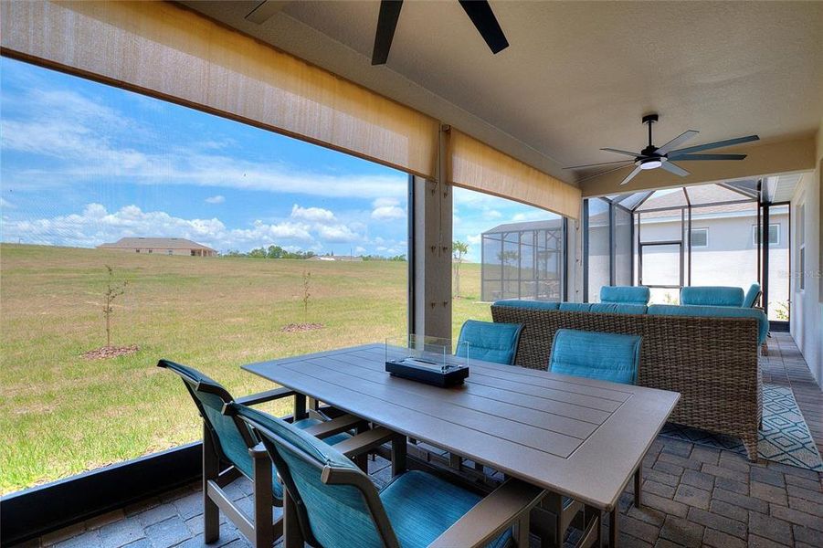 Exterior details and patio area of a home in , Minneola (Image 22).