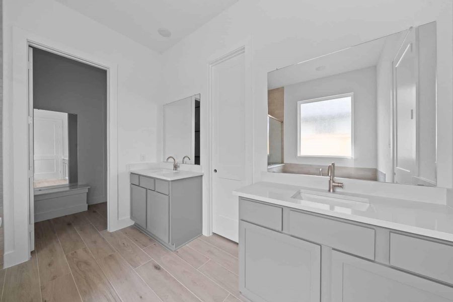 Furnished interior view inside a new home in Kresston, Montgomery (Image 7).