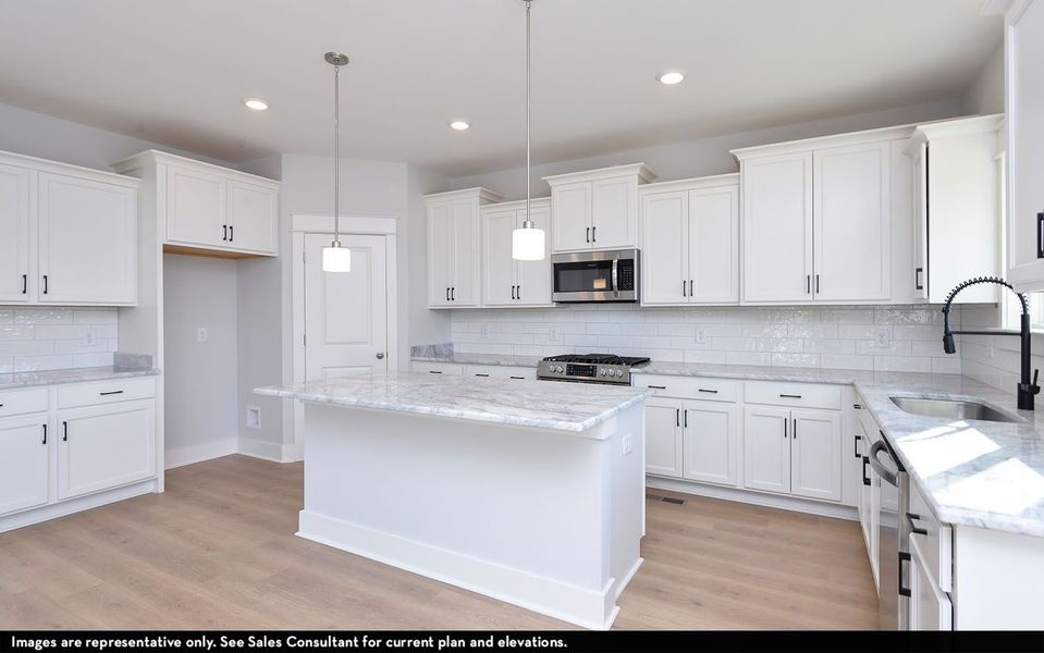Furnished interior view inside a new home in McCain's Station, Gallatin (Image 4).