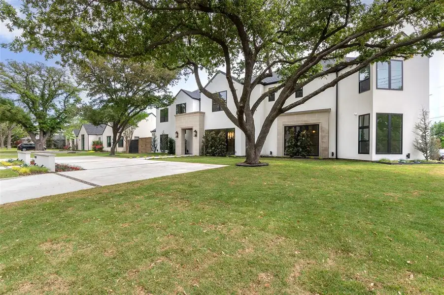 Natural landscape and outdoor views near in Dallas (Image 32). Natural landscape and outdoor views near in Dallas (Image 32).