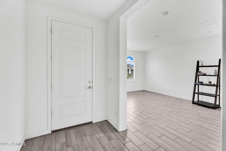 4-web-or-mls-Wiley Way-4