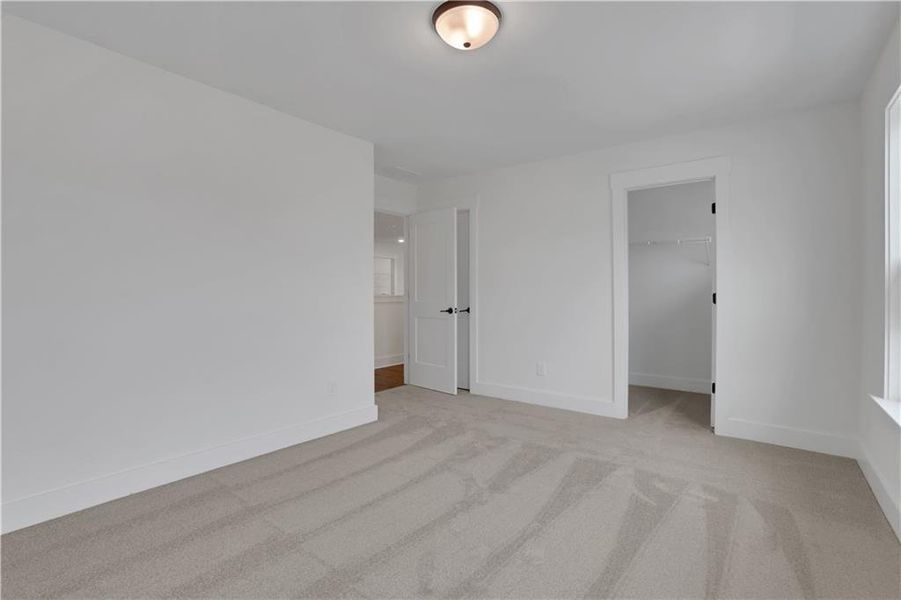 Spacious, unfurnished interior of a new home in Twin Lakes, Hoschton (Image 48). Spacious, unfurnished interior of a new home in Twin Lakes, Hoschton (Image 48).