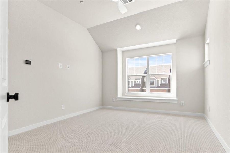 016-729TowerRoad-Wylie-TX-75098-PrimaryBedroom.jpg-SMALL 016-729TowerRoad-Wylie-TX-75098-PrimaryBedroom.jpg-SMALL